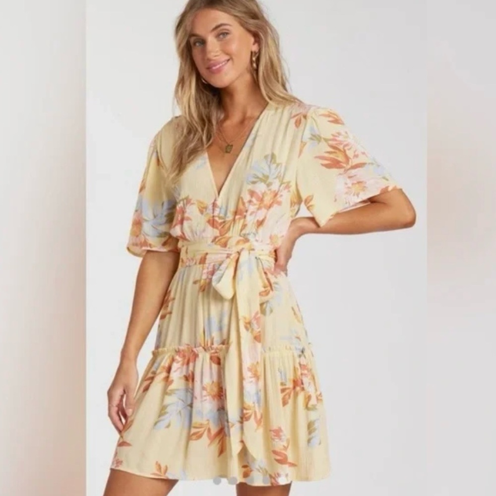 Billabong One And Only Dress Yellow Size M, NWT